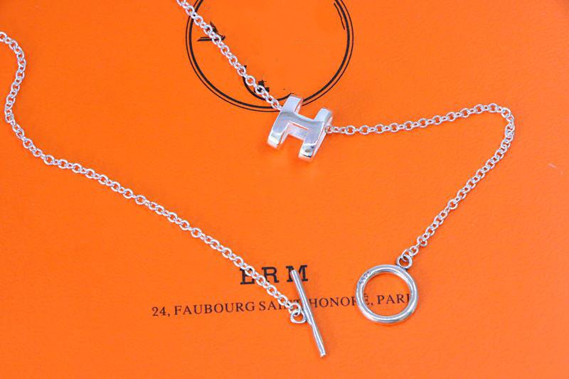 Mysitc HM NECKLACE H LETTER OVAL SERIES