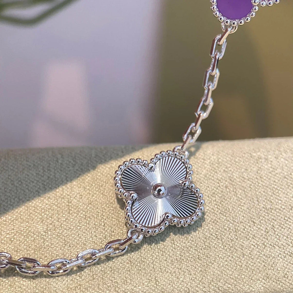 [Mysitc ]New  CLOVER 5 MOTIF VIOLET BRACELET COLLECTION