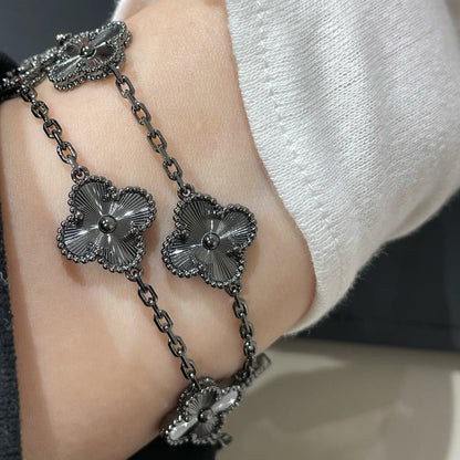 [Mystic] Neues CLOVER 5 MOTIV SCHWARZES ARMBAND