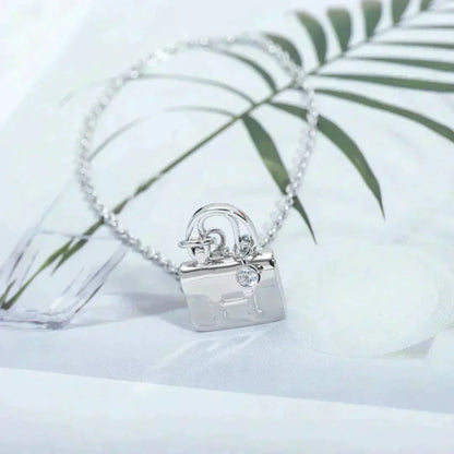 Mystische AMULETT-ANHÄNGER-Halskette aus Silber