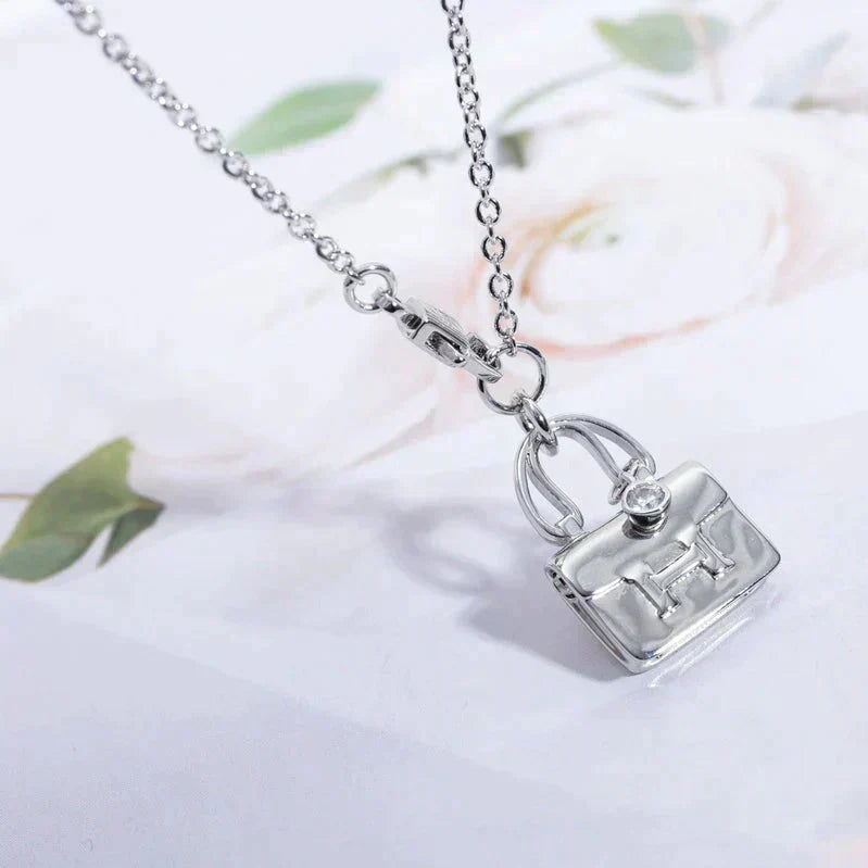 Mystische AMULETT-ANHÄNGER-Halskette aus Silber