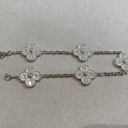 [Mysitc ] New  CLOVER 5 MOTIF FULL DIAMOND BRACELET COLLECTION