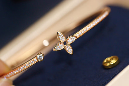 MYSTIC IDYLLE ROSÉGOLD ARMREIF MIT DIAMANTEN-PAVÉE