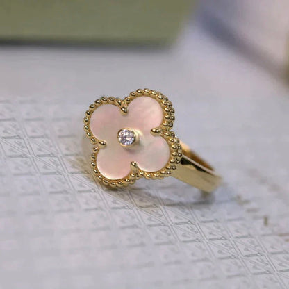 Mysitc CLOVER PINK MOP RING GOLD DIAMOND