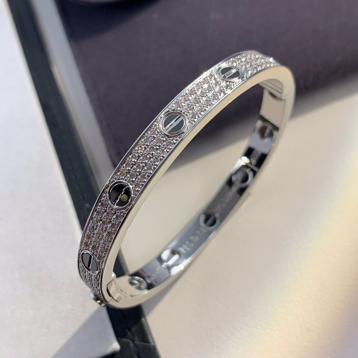 Mysitc LOVE BRACELET 6.1MM DIAMOND-PAVED CERAMIC