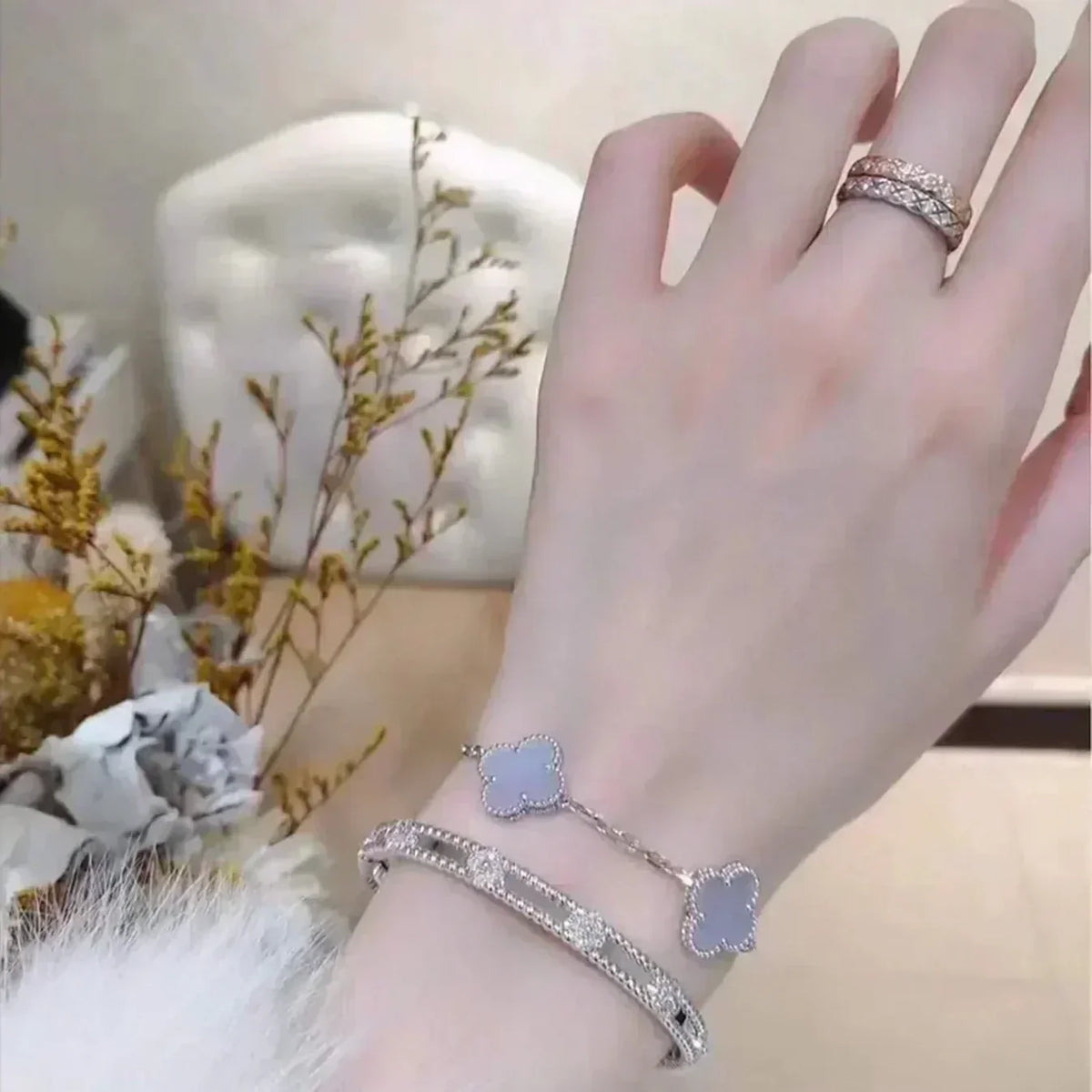 [Mysitc ]New  CLOVER 5 MOTIF PURPLE CHALCEDONY BRACELET COLLECTION