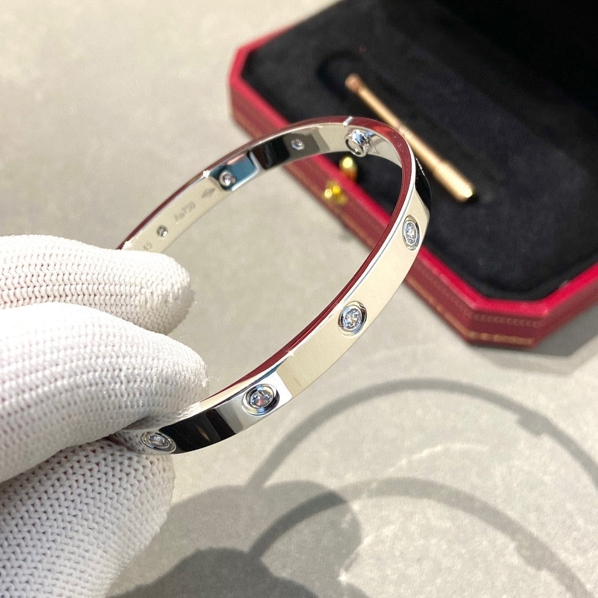 Mysitc LOVE BRACELET 6.1MM 10 DIAMONDS