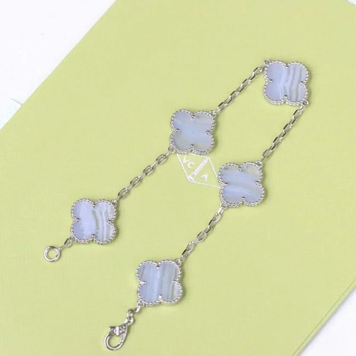 [Mysitc ]New  CLOVER 5 MOTIF PURPLE CHALCEDONY BRACELET COLLECTION