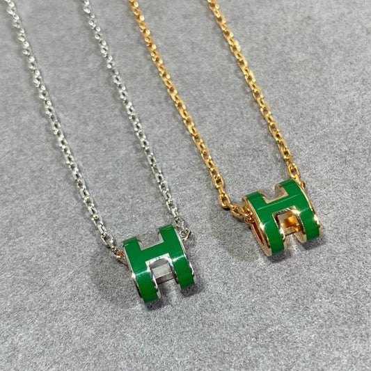 Mysitc POP H GREEN NECKLACE SILVER AND GOLD