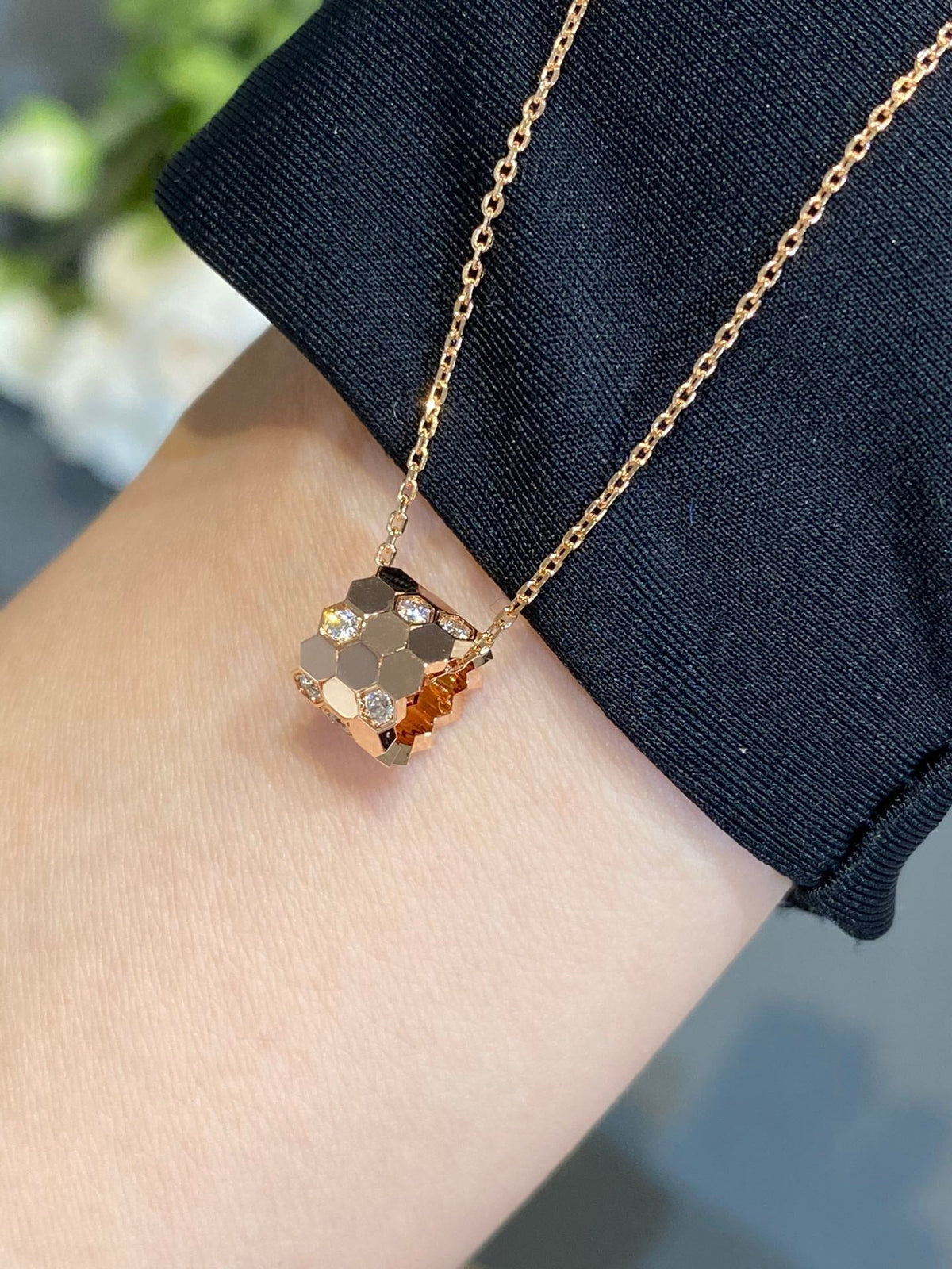 Mysitc BEE LOVE DIAMOND NECKLACE