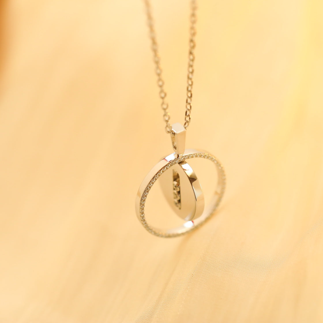 [Mystic ]Mystic  MOVE MM SILVER DIAMOND NECKLACE