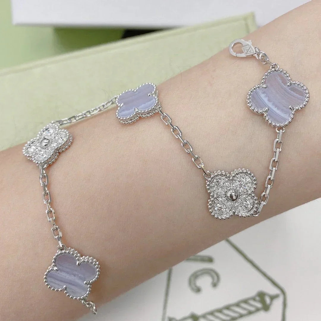 [Mysitc ]New  CLOVER 5 MOTIF PURPLE CHALCEDONY BRACELET COLLECTION