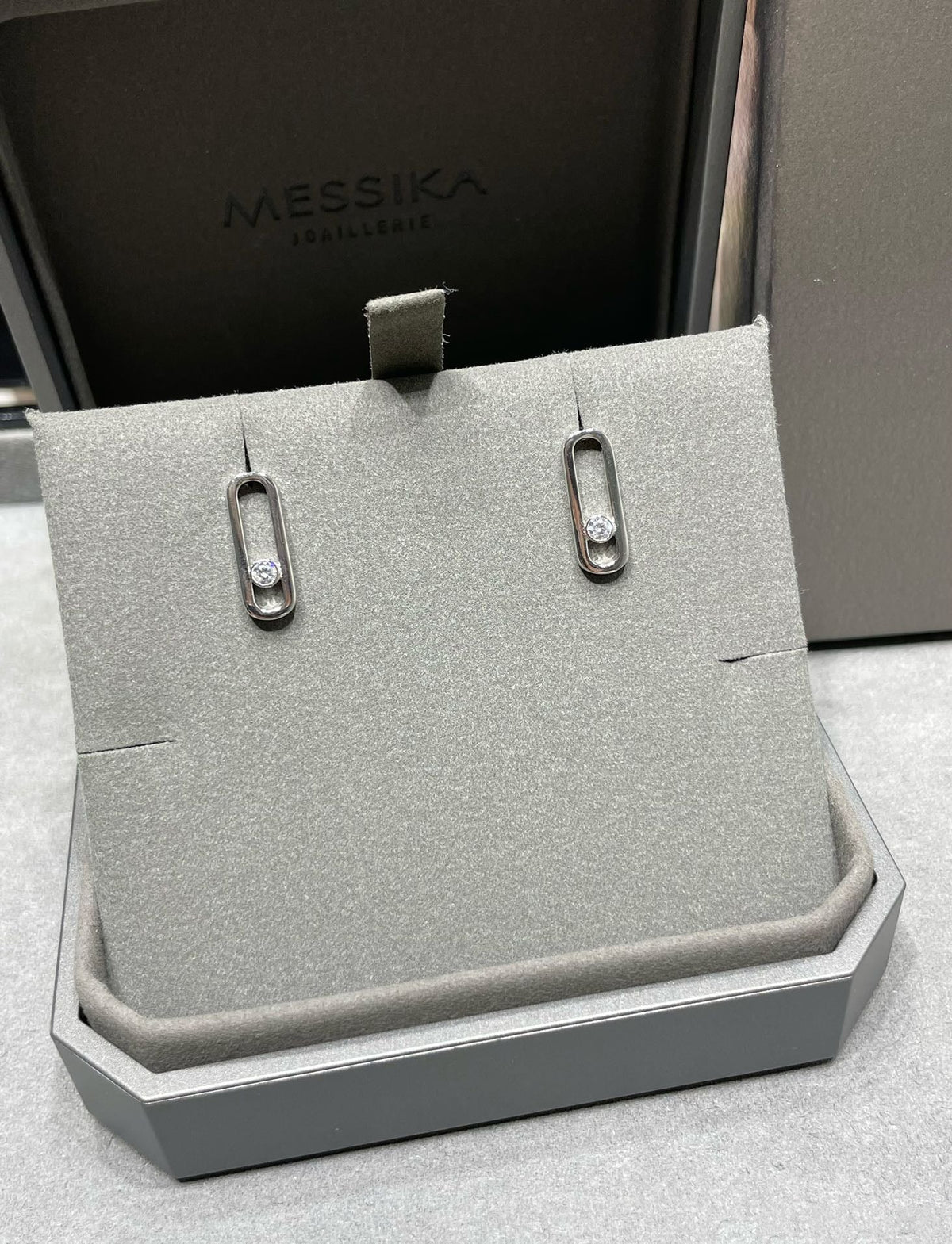 [Mystic ]MOVE UNO SMALL 1 DIAMOND EARRINGS